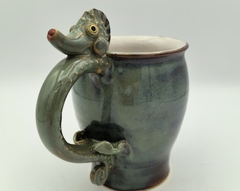 Seahorse Mug in Lush Jade Green