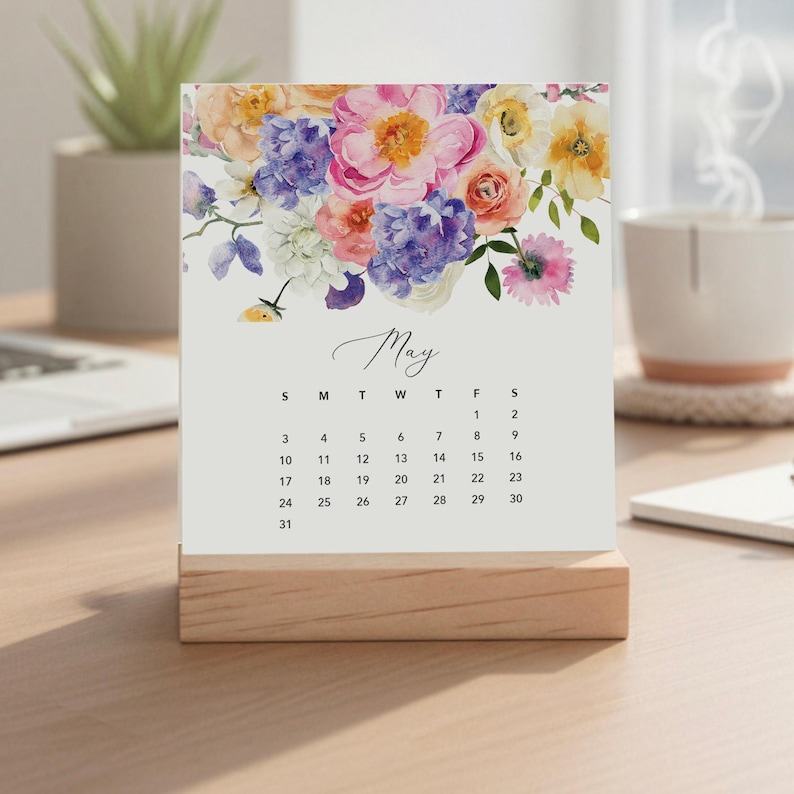 Flirty Florals Desk Calendar With Wood Stand | 2026-2027 Choose Your Start Month | Mother's Day Gift | Office Decor - NO TARIFFS Bild 7