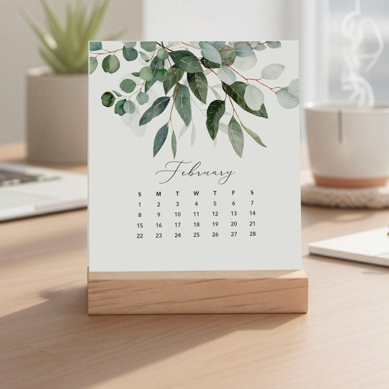 Flirty Florals Desk Calendar With Wood Stand | 2026-2027 Choose Your Start Month | Mother's Day Gift | Office Decor - NO TARIFFS Bild 4