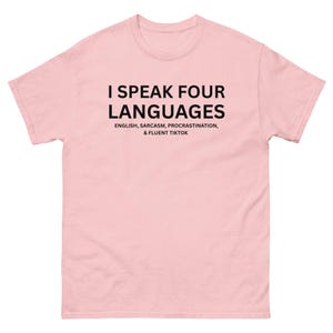Multilingual Humor: English, Sarcasm, Procrastination & TikTok - Unisex T-Shirt (Black)