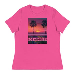 Los Angeles Inspired Blinds Women&#39;s Relaxed T-Shirt - Celebrate the Vibrant Spirit of the City of Angels! (Black)