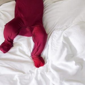 Crimson Baby Zipper Footie Pajamas, Long Sleeve with Two Way U Zipper Rompers, Newborn Baby Outfit, Bamboo Baby Footie Sleepers