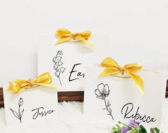 Personalized Bridesmaid Gift Bags, Wedding Gift Bags, Bridal Party Gift Bags, Bachelorette Party Bags, Thank You Gift Bag, Elegant Gift Bags
