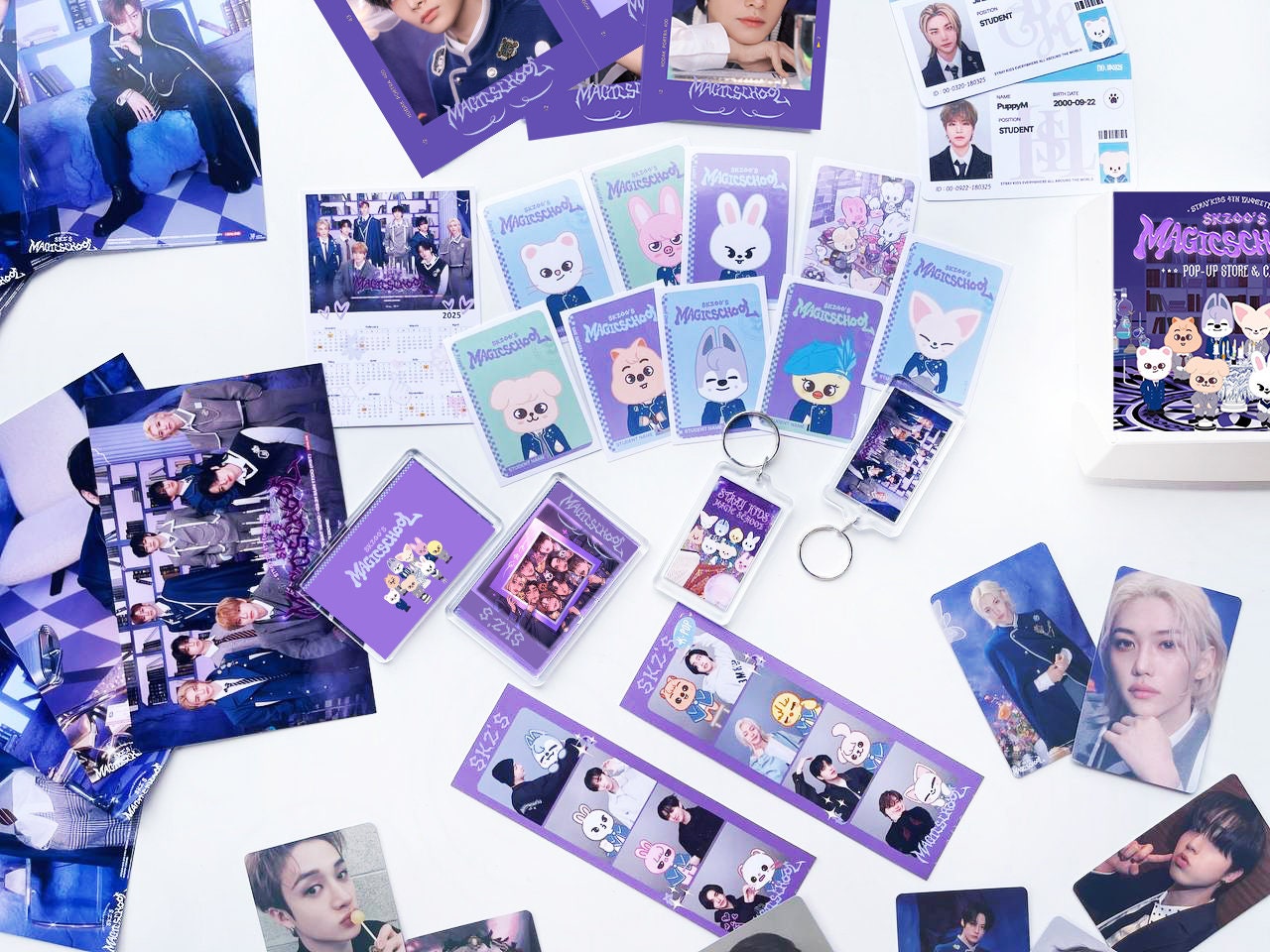 Подарочная коробка Stray Kids Magic School — Kpop Box с