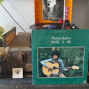 Vintage 1973 Michael Jackson - Music & Me Vinyl Record Album