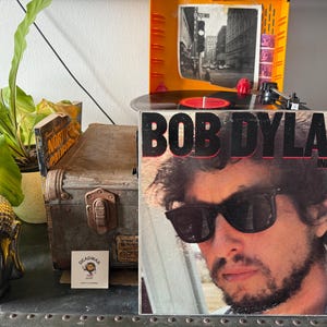 Vintage 1983 Bob Dylan - Infidels Vinyl Record Album