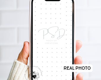 デジタル招待状モックアップ、実写電話モックアップ、実写iPhone画面モックアップ、ミニマルな電話モックアップ、PSD結婚式招待状