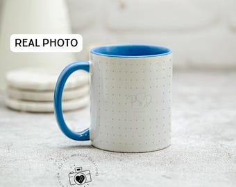 Maqueta de taza azul de 11 oz Maqueta de taza con acento azul de 11 oz Maqueta de taza de 11 oz con asa azul Taza de Printify Photoshop Taza de café Photopea Objeto inteligente
