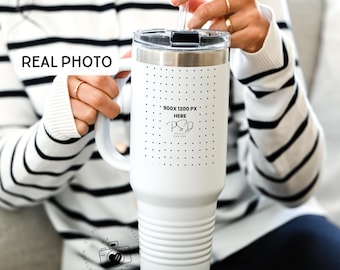 Witte geïsoleerde reismok Mockup geïsoleerde reismok Mockup witte 40 oz Polar Camel reismok Printify Real Photo Mockup Smart Mock PSD