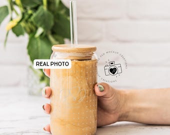 Maqueta de vaso para sorbos Foto real Maqueta de vaso para sorbos Maqueta de Photoshop PSD Objeto inteligente Arrastrar y soltar JPG PNG Photopea