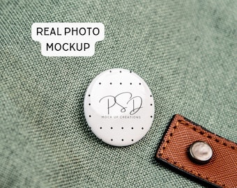 1.25-inch Button Mockup Custom Small Pin Buttons Mockup Button Mock Up PSD Smart Mock Smart Object