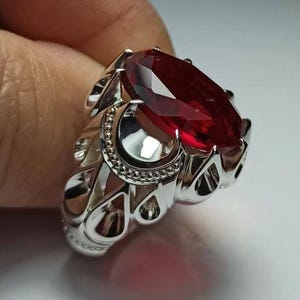 Sällsynt röd rubinring 925 sterlingsilver handgjord rubinring, lyxig design rubinring vacker röd rubinring, Yaqoot-ring, present till honom