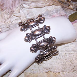 Made in Mexico Mexican Sterling Silver 1.5" Wide Link Bracelet - 7-3/4" Wearable Length (7327RV/B)