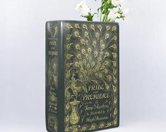 Pride and Prejudice Ceramic Book Vase - Home Decor Gifts for Book Lovers and Readers, Bookish Gifts for Special Occasions, Mother's Day Gift