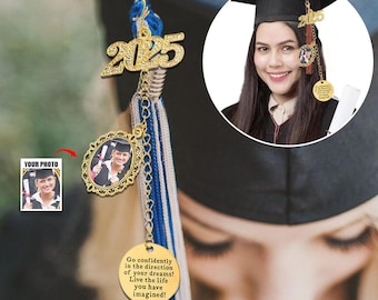 Ciondolo personalizzato con nappa per la laurea, regalo commemorativo di laurea per lei, nappa commemorativa di laurea 2026 per il cappello di laurea