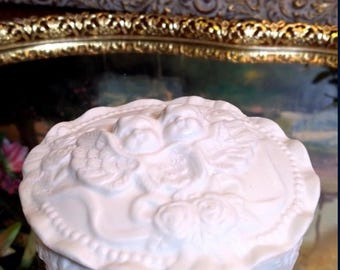 Vintage Cherubs White Bisque Porcelain Trinket Box w Lid