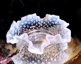 Vintage Fenton Hobnail French Opalescent 5" Round Double Crimped Bon ...