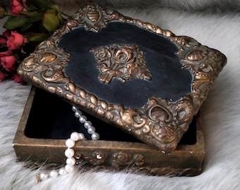 Vintage Chalkware Floral Hand Painted Bronze Gilt Jewelry/Trinket Box & Lid