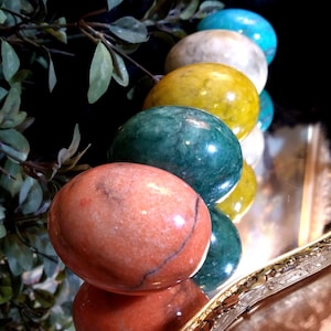 Vintage Genuine Hand Crafted Alabaster Eggs Itally Set of (5)