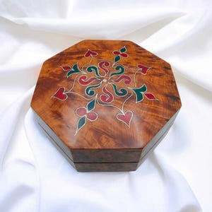 Lockable Thuya Wood Jewelry Box, Handcrafted Moroccan Thuya Burl Wood, Engraved Jewelry Storage Box, Wedding Memory Keepsake, JEWELRY BOX
