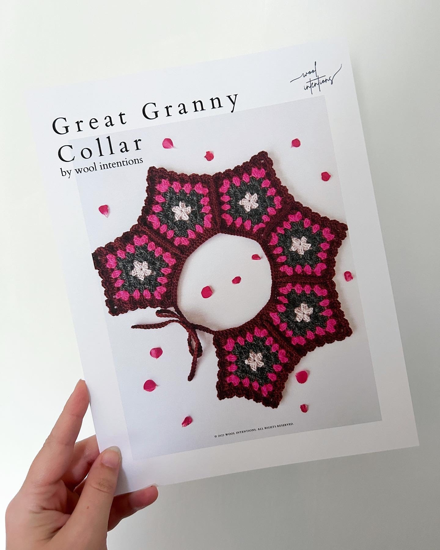 granny collar main image 0