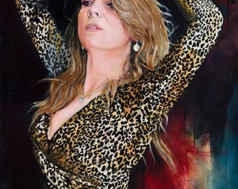 Amelia: Pintura al óleo original de una mujer con vestido de leopardo, sin marco