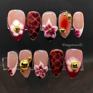 Red flower nails
