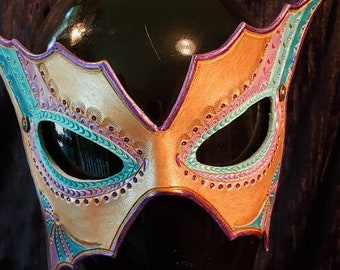 Máscara de mariposa con herramientas de cuero Máscara de cuero Máscara de festival Mascarada Cosplay OOAK