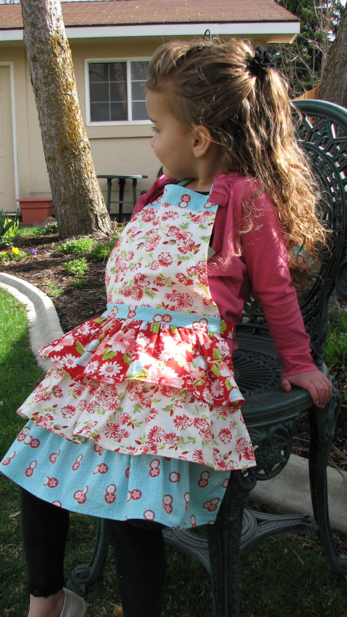 GIRLS APRON pattern Little Girls Ruffle Apron four sizes Etsy