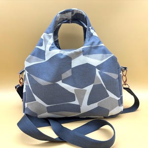 Tasche "Iris" handgemacht und aus 100% Baumwolle, verstärkt mit Innenvlies – Praktische Schultertasche für Alltag & Freizeit, Handmade