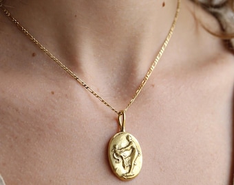 Pingente de moeda em bronze com entalhe de mulher e criança - Ouro 24K sobre prata de lei