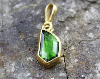 Handmade Emerald Silver Pendant - Sterling Silver, Lab. Created