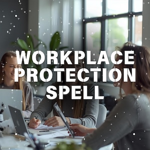 Op de afbeelding: Drie mensen zitten aan een tafel en werken op laptops en tablets. De tekst "WORKPLACE PROTECTION SPELL" staat in grote, witte letters over de afbeelding. De scène speelt zich af in een modern kantoor.
