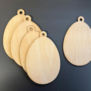 Blank Wooden Easter egg Shape Flags Wood Shapes Garland 10cm Packs of 10, 25, 50, 100.