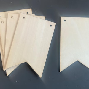 Blank Wooden Bunting Swallowtail Flags Wood Shapes Holes No Holes Natural Garland 14cm Packs of 10, 25, 50, 100.