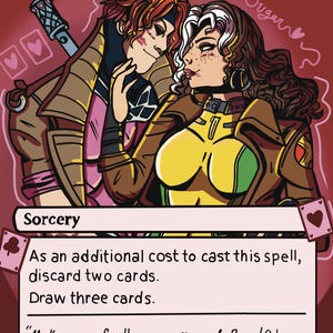 Puede incluir: Una carta de arte de fantasía titulada "Cathartic Reunion" con dos personajes en un abrazo romántico. La carta tiene un fondo rojo con símbolos de palo de cartas. El texto de la carta dice "Hechicería" e incluye instrucciones del juego y una cita.