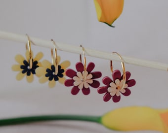 Flower hoop earrings - DAISY MINI hoops, earrings in cellulose acetate