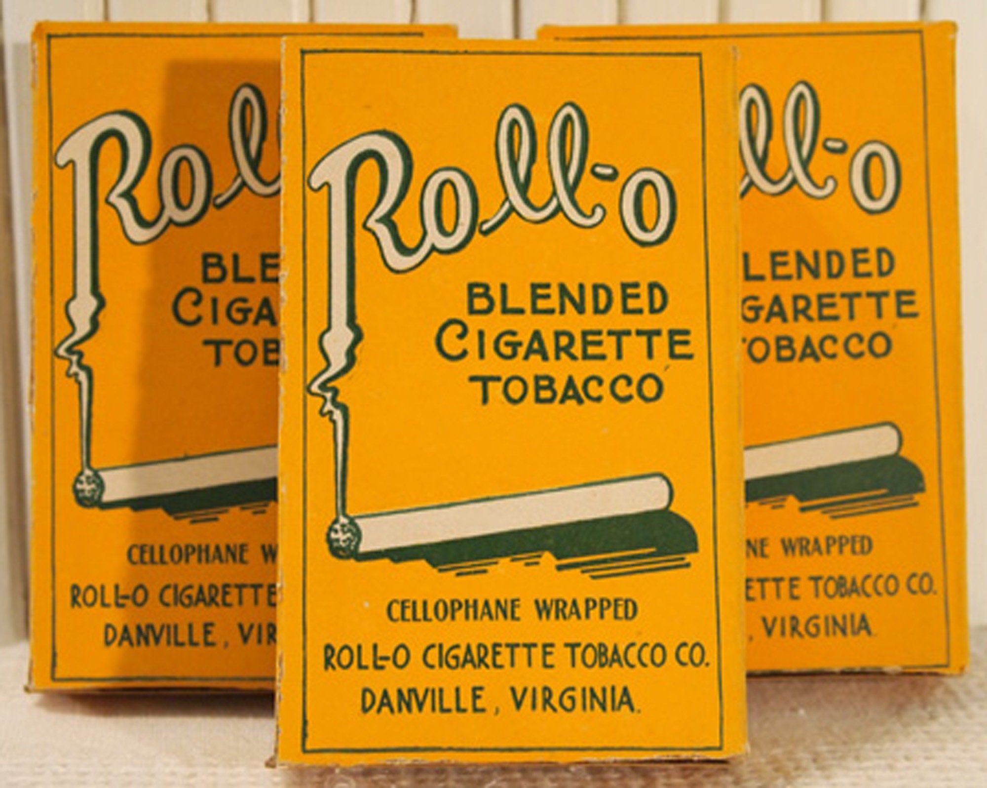 cigarette 1920 Vintage 1920's ROLL-O Blended Cigarette Tobacco Box Danville, Virginia