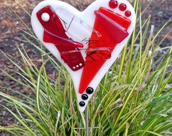 Glassworks Northwest - Large Plant Stake Heart White Funky - Fused Glass Garden Art
