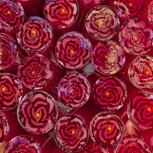 新商品 COE 96 ムリーニフラワー：バラは赤 - 1オンスの杖/スティック - 白と赤 - 6月の誕生月の花、バラ