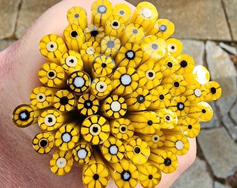 coe 90 Flower: Bumblebee Blossom - 1 oz Murrini Murrine Millefiori Vitrigraph Cane- MINZABELLA MURRINI by Glassworks Northwest