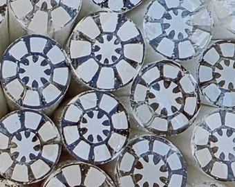 COE 90 Murrini Flower: It's All White by Me - 1 oz Cane/Sticks