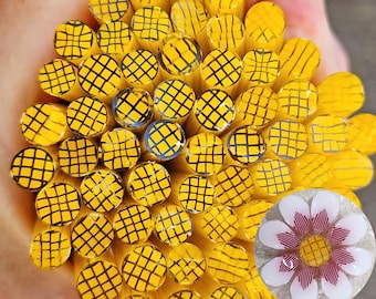 coe 90 Flower Center: Yellow Yellow - 1 oz Murrini Murrine Millefiori Vitrigraph Cane- MINZABELLA MURRINI by Glassworks Northwest