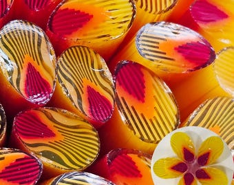 COE 96 Handmade Flower Petal Murrini "I'm Elated" | 1 oz Cane | Oceanside Compatible Fusible Glass for Fusing, Jewelry, Mosaics