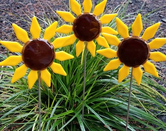 Glassworks Northwest - One Sunflower Plant Stake - Fused Glass Garden Art
