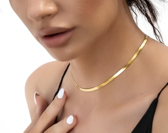 Colar moderno com corrente de cobra de 5 mm | Gargantilha com padrão espinha de peixe banhada a ouro 18K | Colar com camadas de ouro | Corrente de 16" e 18" | Presente para ela | Joias Boho