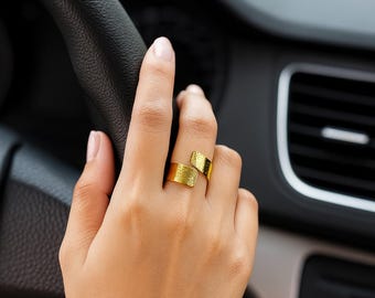 18K Gold Adjustable Ring • Stainless Steel Open Band Ring • Minimalist Hammered Gold Statement Ring • Modern Adjustable Gold Ring for Women