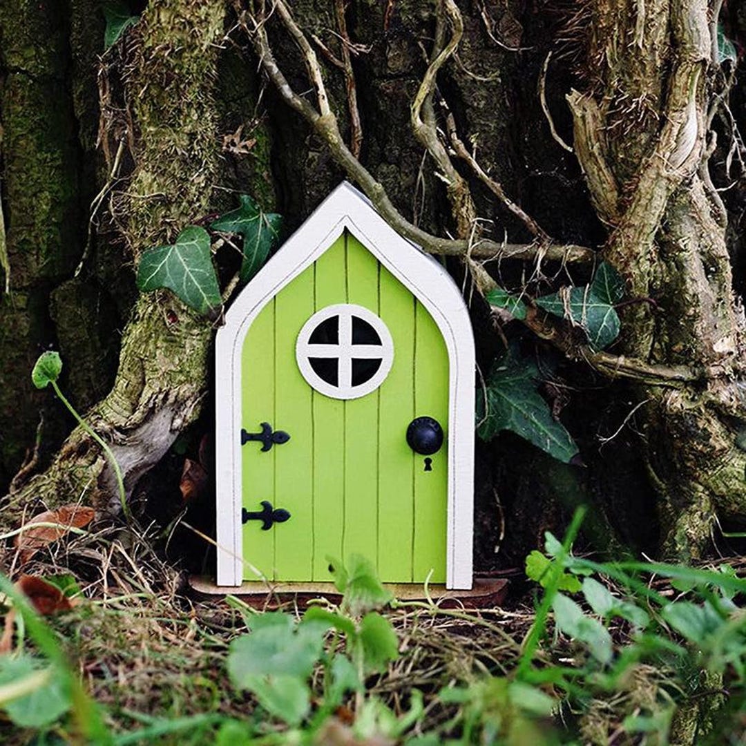 Miniature Tree Elf Door Resin Fairy Garden Door Realistic Green Fairy ...