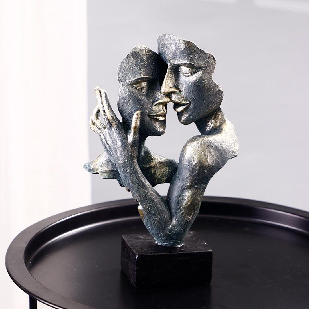 Creative Abstract Decor Statue Face & Hand Statues and Sculptures Home ...
