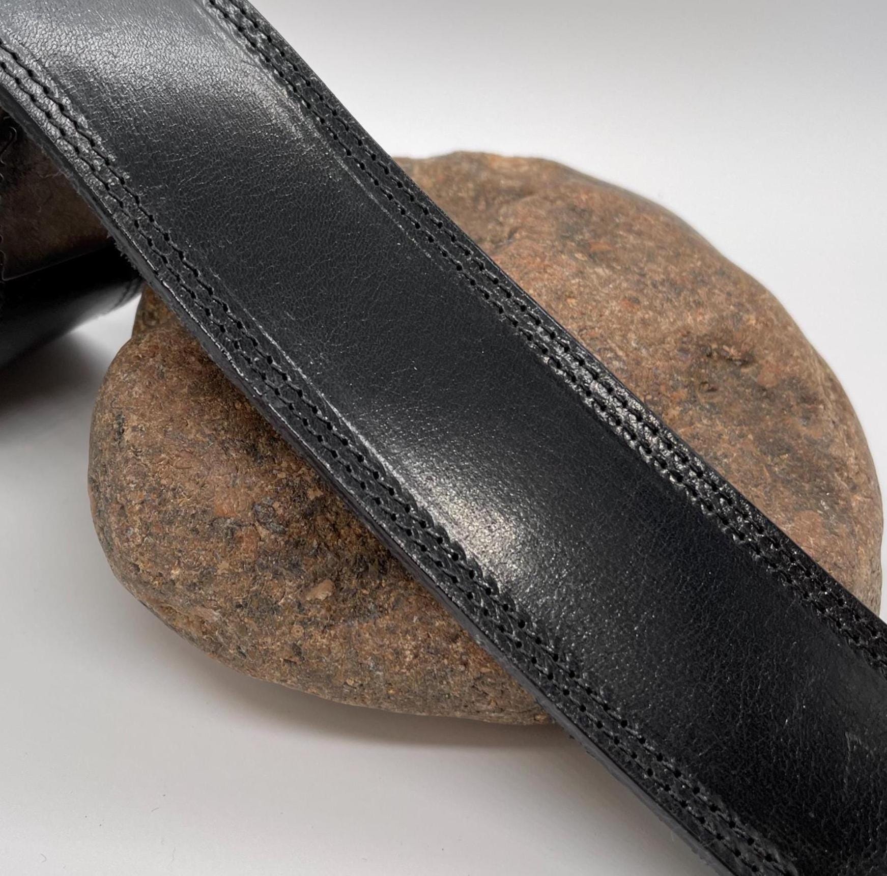 Vintage Streets Ahead Black Leather Belt With Antiqued  display picture 2